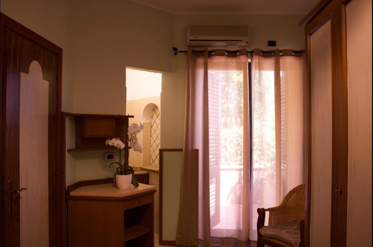 Bed and Breakfast La Trinacria Giardini-Naxos Exterior foto